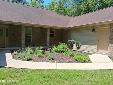 373 Cumberland Cove Rd, Monterey, TN 38574 - photo 2