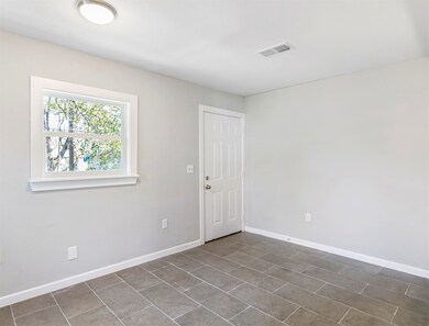 10326 Castleton St, Houston, TX 77016 - photo 6