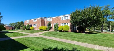 47 Morgan Ln unit 2A, Bridgewater, NJ 08807 - photo 2