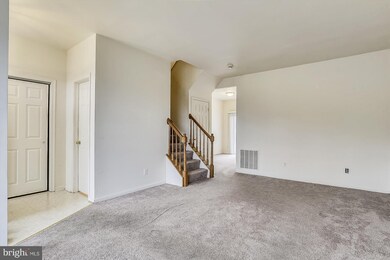 4150 Ashmere Cir, Dumfries, VA 22025 - photo 7