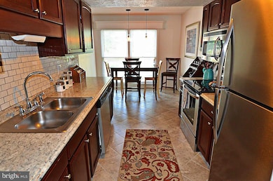 8263 Vernon St, Manassas, VA 20109 - photo 6