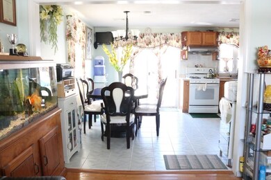 12 Union St unit A, Milford, MA 01757 - photo 2