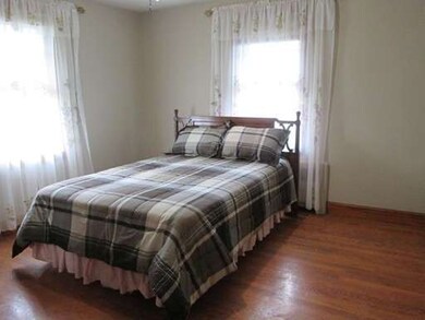 48 Lehigh St, Ludlow, MA 01056 - photo 5