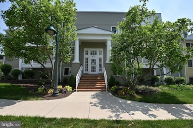 4071 S Four Mile Run Dr unit 303, Arlington, VA 22204 - photo 6