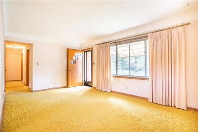 1815 E 27th Ct, Des Moines, IA 50317 - photo 7