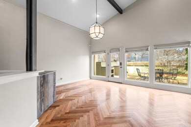 2510 Riverfront Dr unit 5, Little Rock, AR 72202 - photo 6