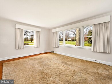 340 Gibraltar Rd, Reading, PA 19606 - photo 2