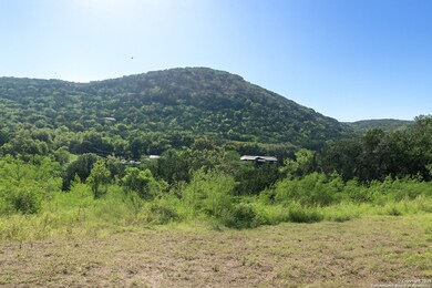 293 Private Road 2750, Uvalde, TX 78801 - photo 4