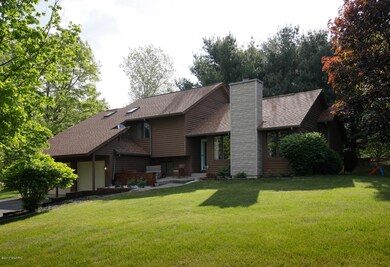 22193 Robinsway-103