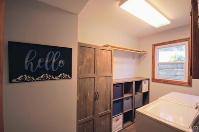 3709 SW Summerfield Dr, Topeka, KS 66610 - photo 7