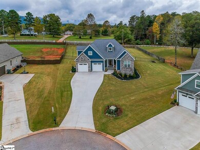 113 Sawbriar Ct, Travelers Rest, SC 29690 - photo 3