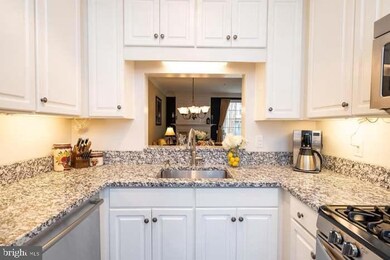 1718 Osage St, Alexandria, VA 22302 - photo 5