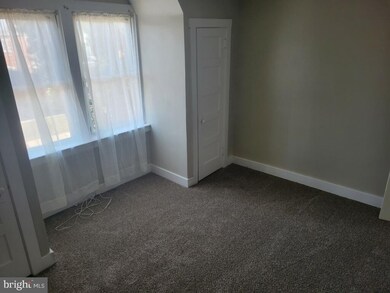 1627 Locust St, Reading, PA 19604 - photo 6