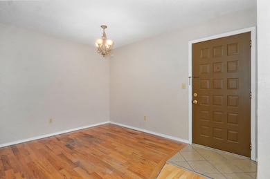 1200 W Main St #5-8