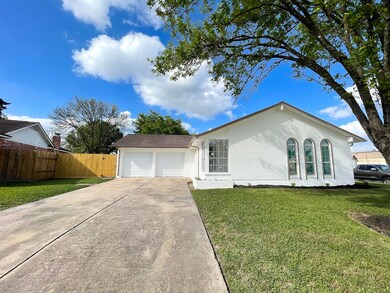 13102 Winding Wood Dr, Houston, TX 77038 - photo 2