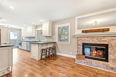 607 Bella Vista Rd, Bentonville, AR 72712 - photo 2