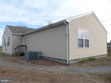 8492 Vernon Rd, Harrington, DE 19952 - photo 5