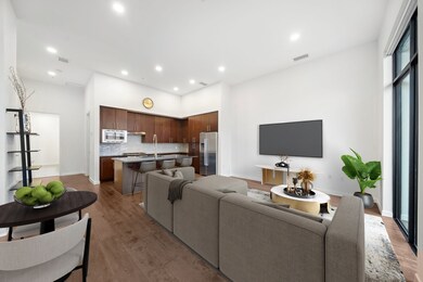 4820 Caroline St unit 507, Houston, TX 77004 - photo 2