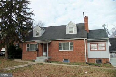 606 Modoc Ln, Oxon Hill, MD 20745 - photo 2