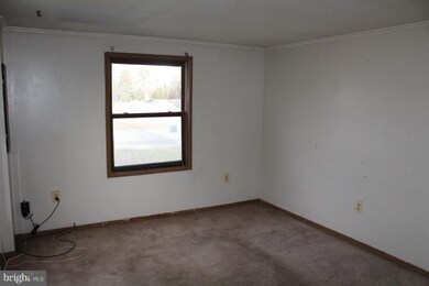 186 Gibbons Ct, Atco, NJ 08004 - photo 5