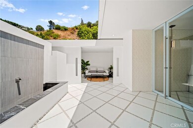 1046 N Hillcrest Rd, Beverly Hills, CA 90210 - photo 6