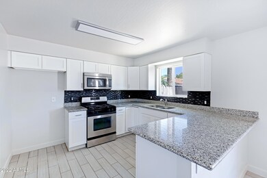 2011 N 54th Ln, Phoenix, AZ 85035 - photo 7