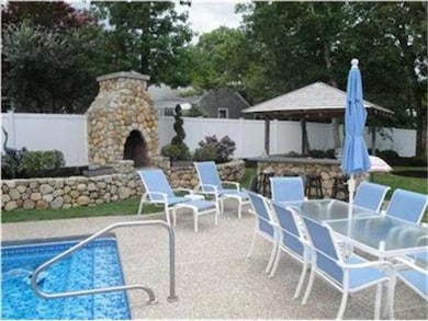 368 Oak St, Barnstable, MA 02632 - photo 4