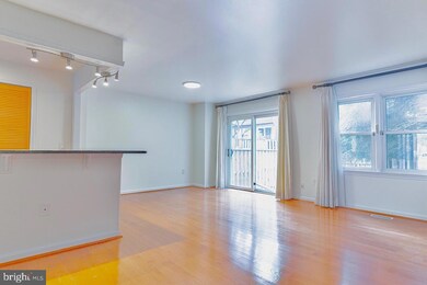 10289 Arizona Cir, Bethesda, MD 20817 - photo 6