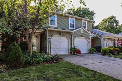 95 Oak Ln, Eatontown, NJ 07724 - photo 3