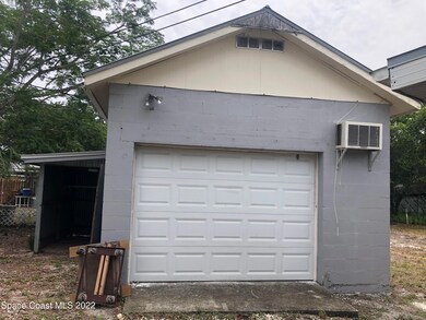 DETACHED GARAGE