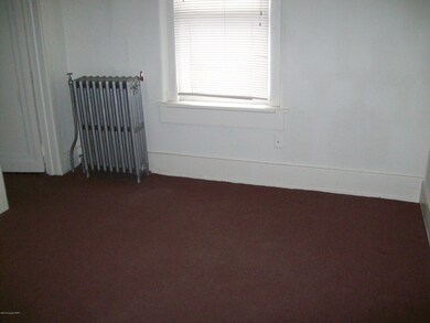 519 Sarah St unit 3, Stroudsburg, PA 18360 - photo 5
