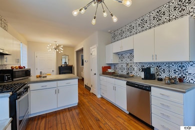 2939 Martha St, Omaha, NE 68105 - photo 5