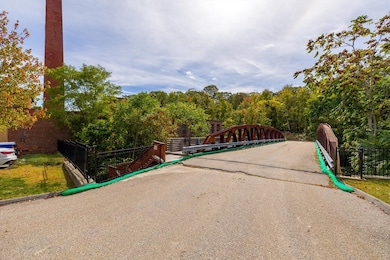 1511 Main St unit C306, Worcester, MA 01603 - photo 4