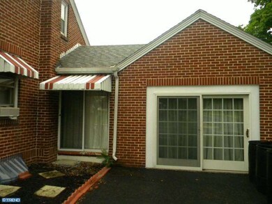 233 E Noble Ave, Shoemakersville, PA 19555 - photo 3