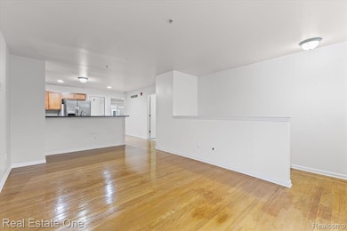 1084 Faulkner, Troy, MI 48083 - photo 6