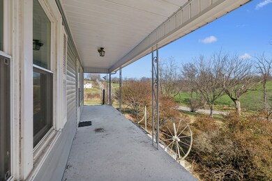 2554 Bakerton Rd, Red Boiling Springs, TN 37150 - photo 6
