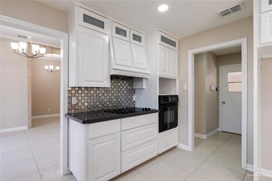 511 W 15th St, Weslaco, TX 78596 - photo 6