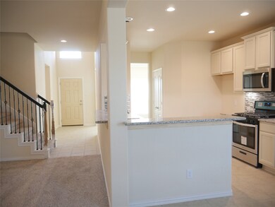 23113 Zinfandel Dr, Alvin, TX 77511 - photo 3