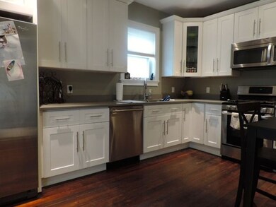 686 E 8th St unit 2, Boston, MA 02127 - photo 3