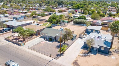 2031 N 28th Place, Phoenix, AZ 85008 - photo 3