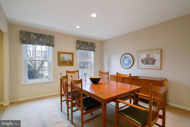 14872 Dufief Dr, North Potomac, MD 20878 - photo 6