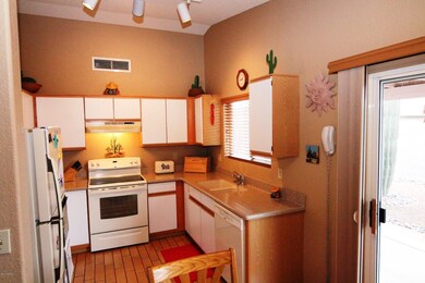 Kitchen 3