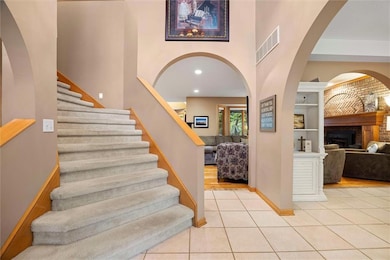 5204 Fox Chase Dr, Lawrence, KS 66049 - photo 6