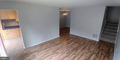 9304 Jarrett Ct, Montgomery Village, MD 20886 - photo 4