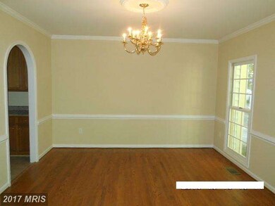 6402 Medallion Dr, Fredericksburg, VA 22407 - photo 2