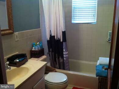 10308 Thrift Rd, Clinton, MD 20735 - photo 2