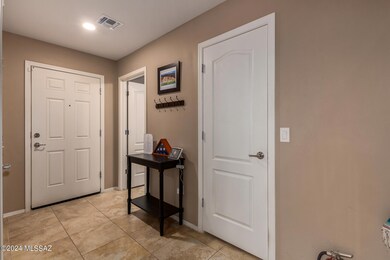 7565 Kinnison Wash Loop, Tucson, AZ 85730 - photo 7