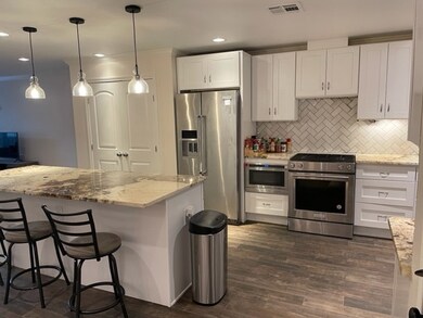 8565 Hiridge St, Houston, TX 77055 - photo 2