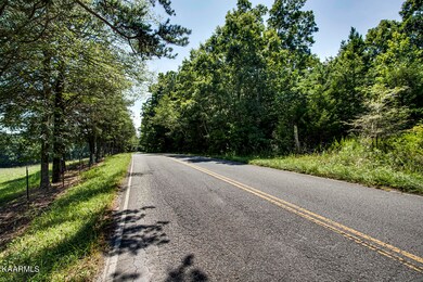 05_SNoponeValleyRoad_Road_S-SW