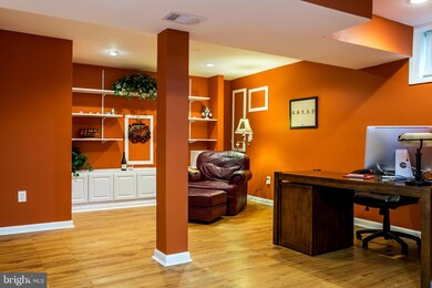 6925 Parchment Rise, Columbia, MD 21044 - photo 4